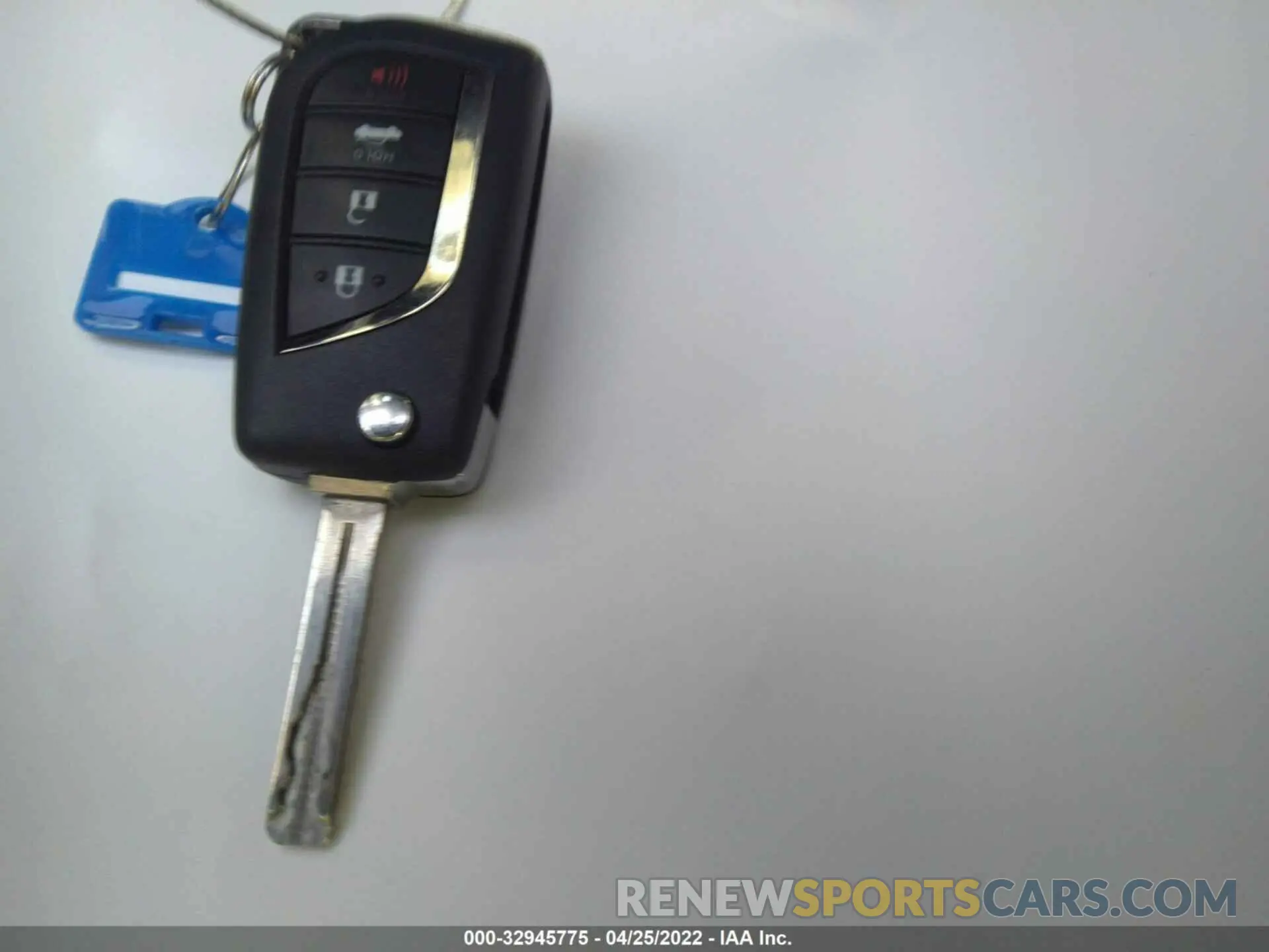 11 fotografías del automóvil dañado 4T1B11HK5KU843961 TOYOTA CAMRY 2019