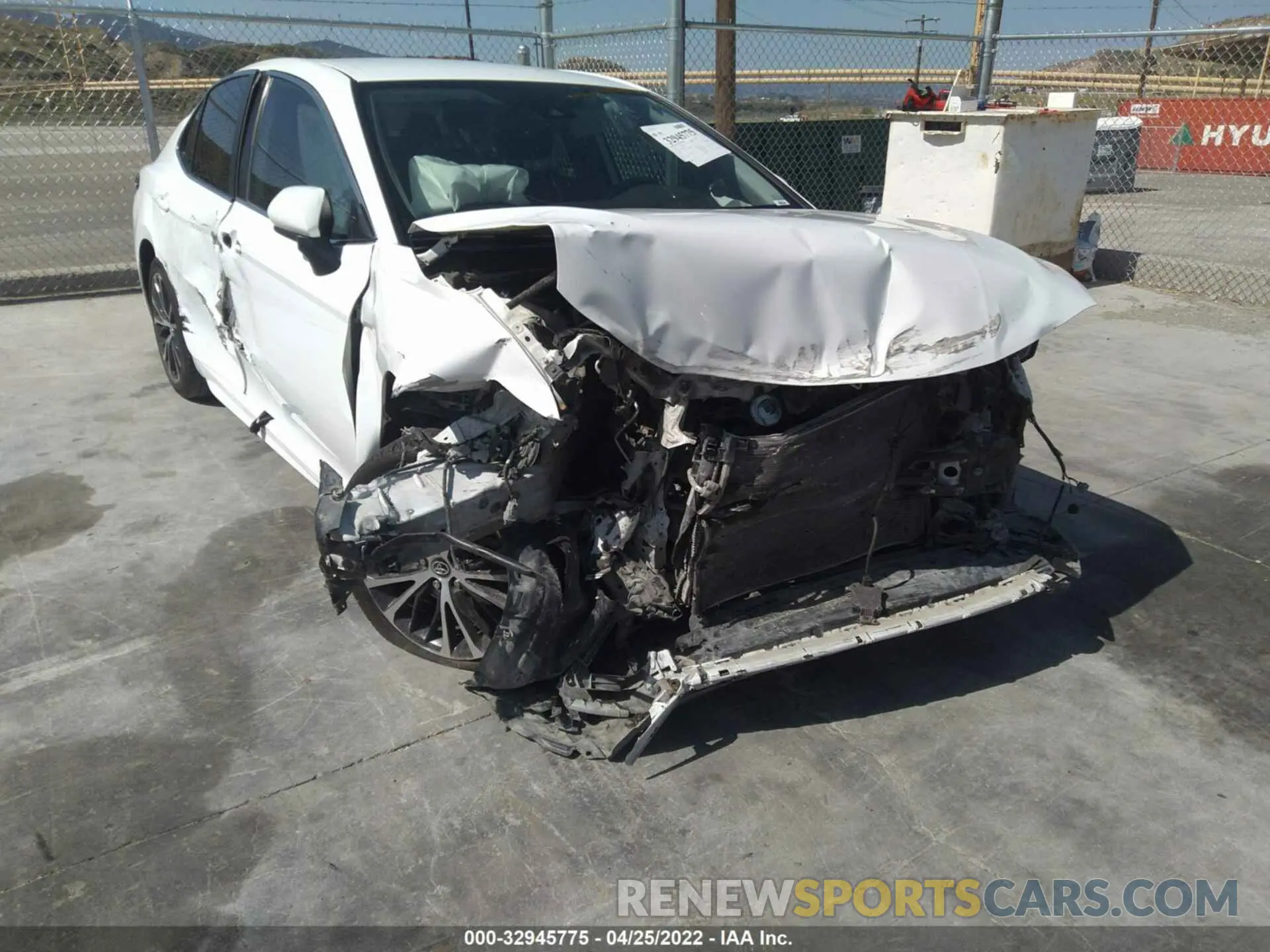 6 fotografías del automóvil dañado 4T1B11HK5KU843961 TOYOTA CAMRY 2019