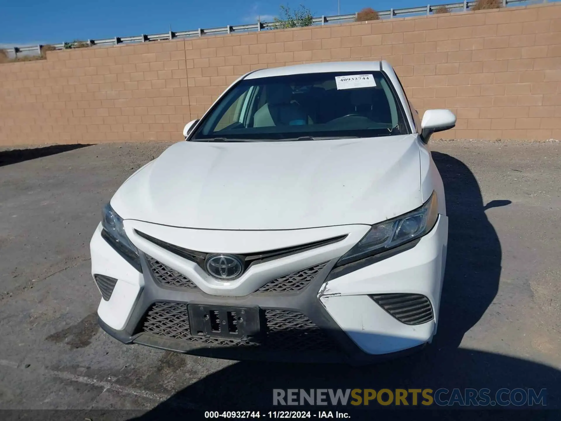 12 fotografías del automóvil dañado 4T1B11HK6KU161249 TOYOTA CAMRY 2019