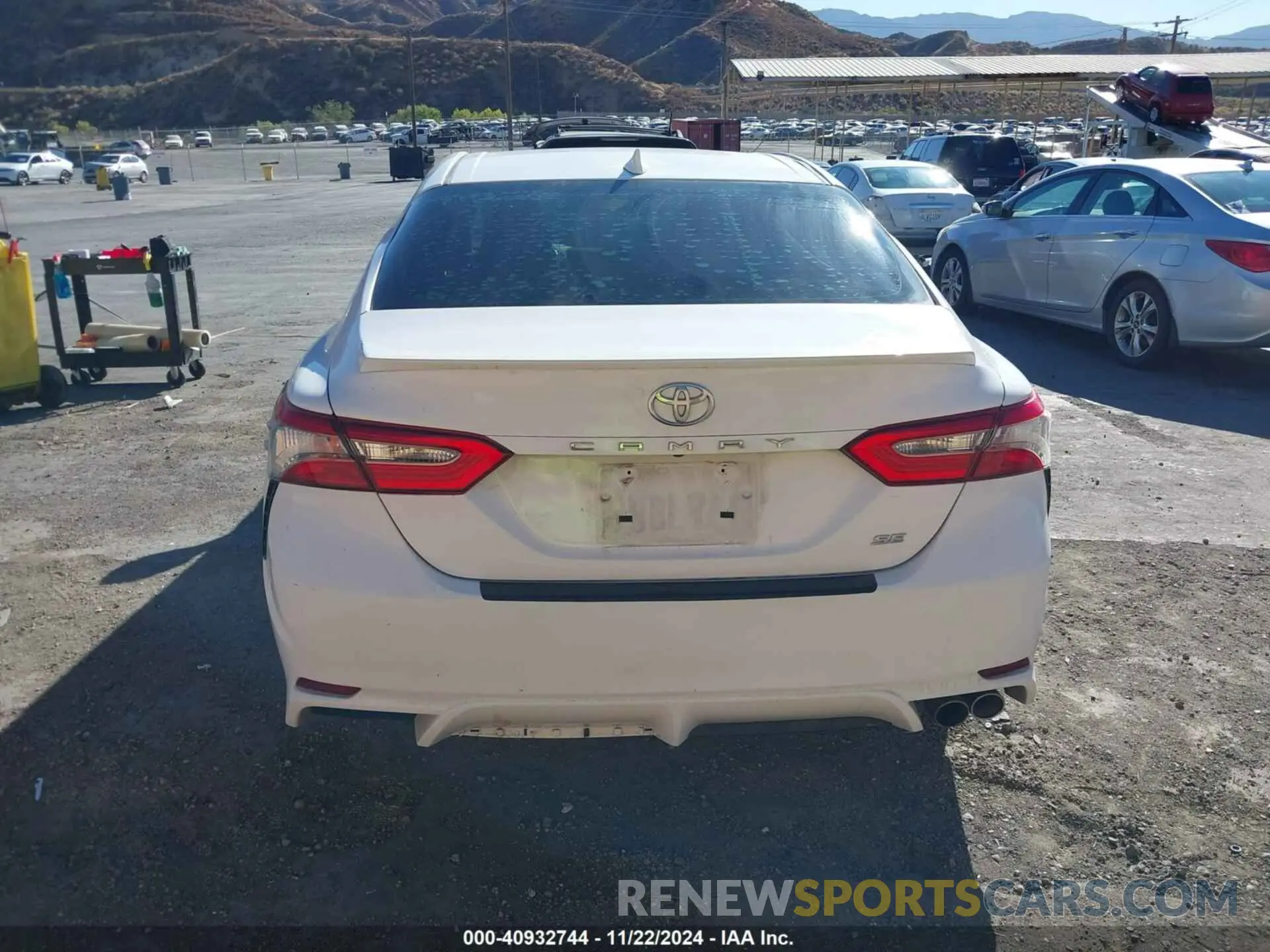 16 fotografías del automóvil dañado 4T1B11HK6KU161249 TOYOTA CAMRY 2019