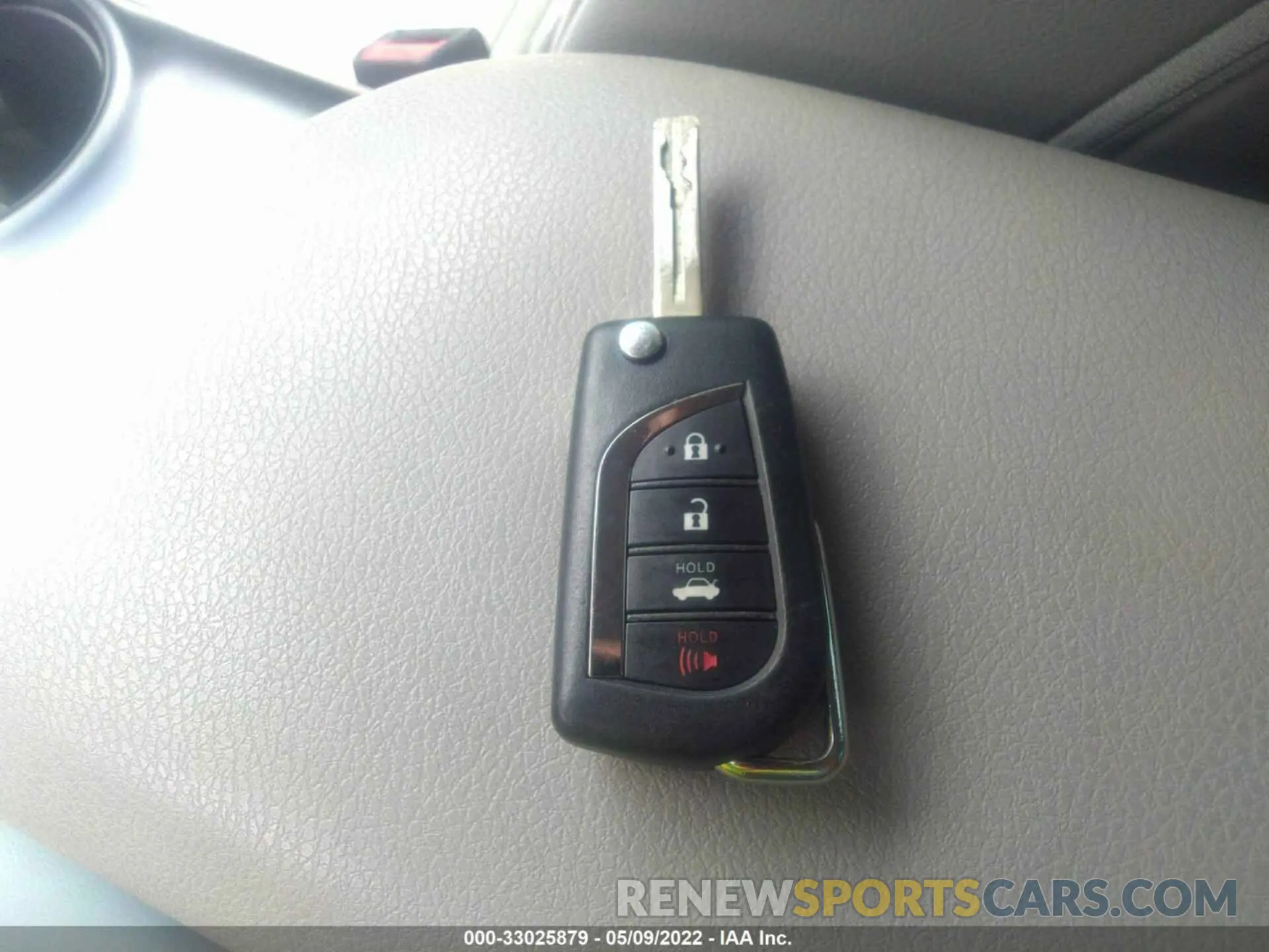 11 fotografías del automóvil dañado 4T1B11HK6KU162238 TOYOTA CAMRY 2019