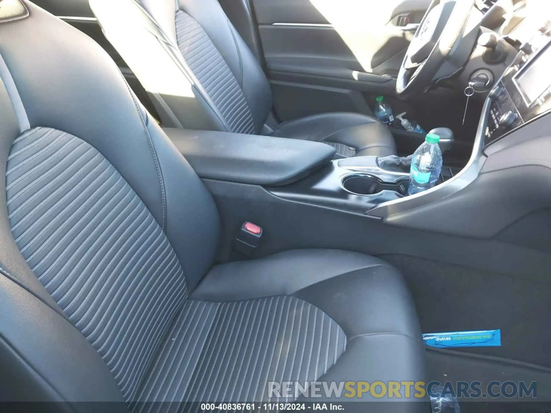 5 fotografías del automóvil dañado 4T1B11HK6KU164958 TOYOTA CAMRY 2019