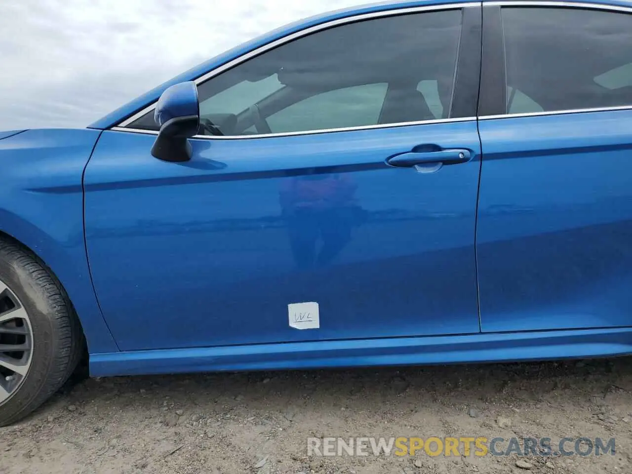 12 fotografías del automóvil dañado 4T1B11HK6KU186958 TOYOTA CAMRY 2019
