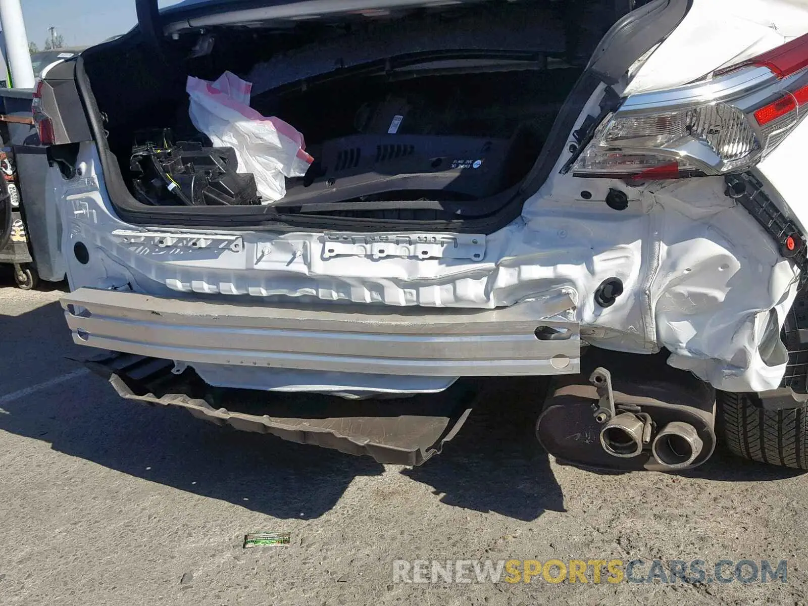 9 fotografías del automóvil dañado 4T1B11HK6KU187589 TOYOTA CAMRY 2019