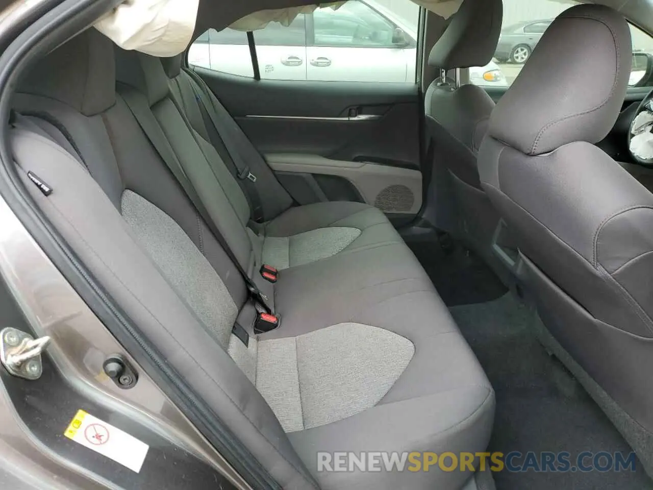 10 fotografías del automóvil dañado 4T1B11HK6KU201278 TOYOTA CAMRY 2019