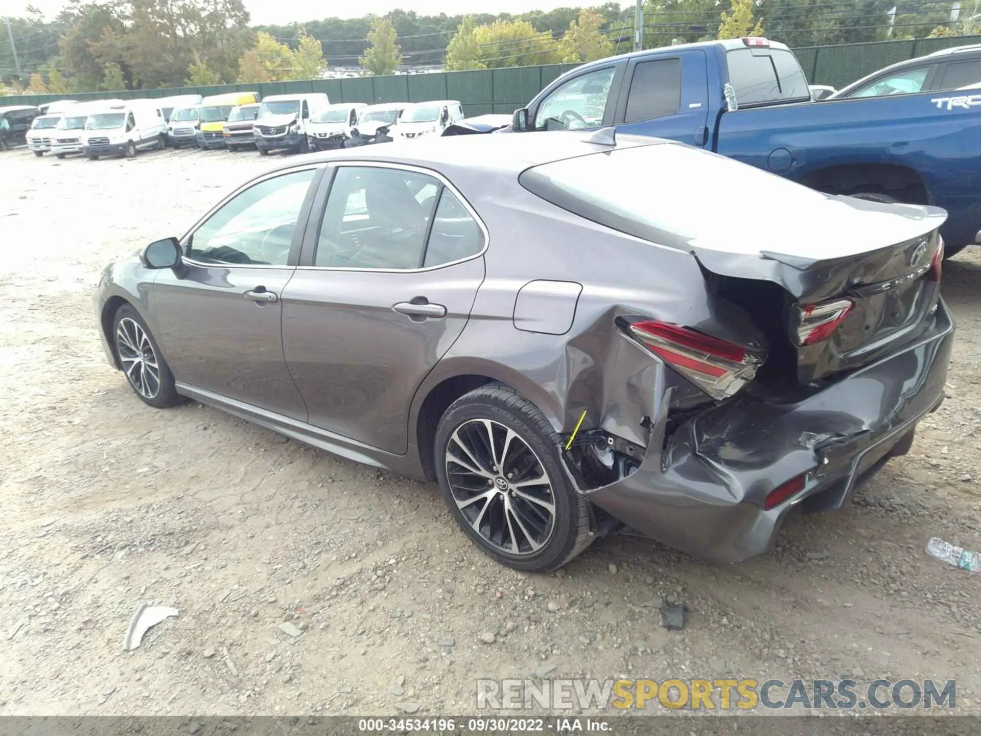 3 fotografías del automóvil dañado 4T1B11HK6KU209865 TOYOTA CAMRY 2019