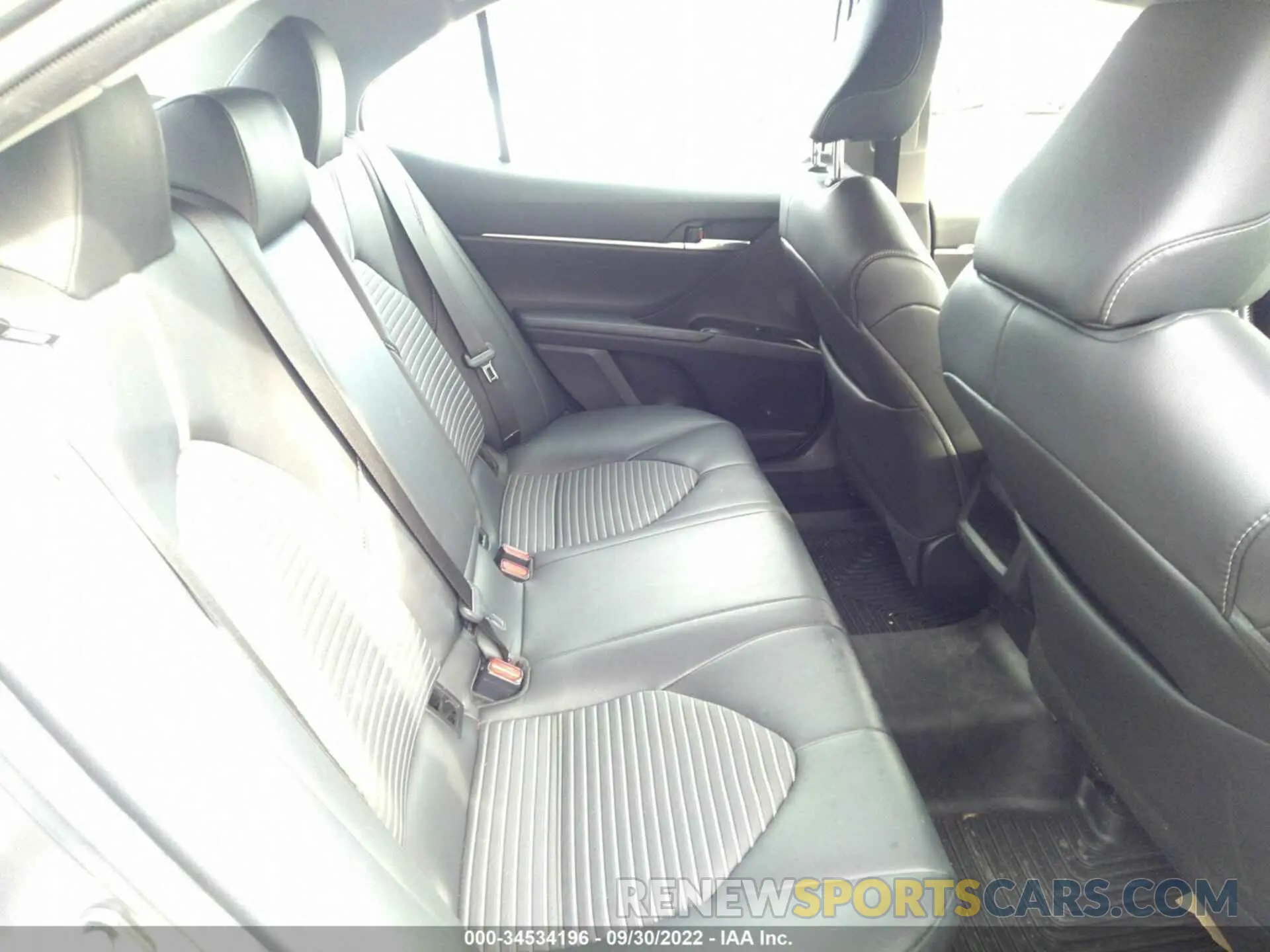 8 fotografías del automóvil dañado 4T1B11HK6KU209865 TOYOTA CAMRY 2019