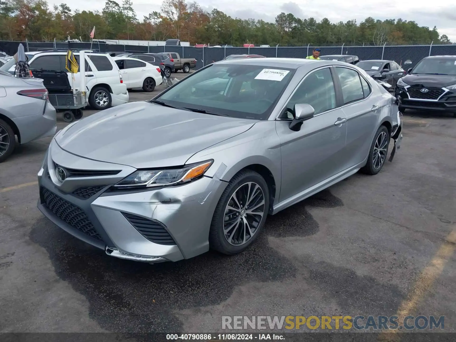 2 fotografías del automóvil dañado 4T1B11HK6KU210210 TOYOTA CAMRY 2019