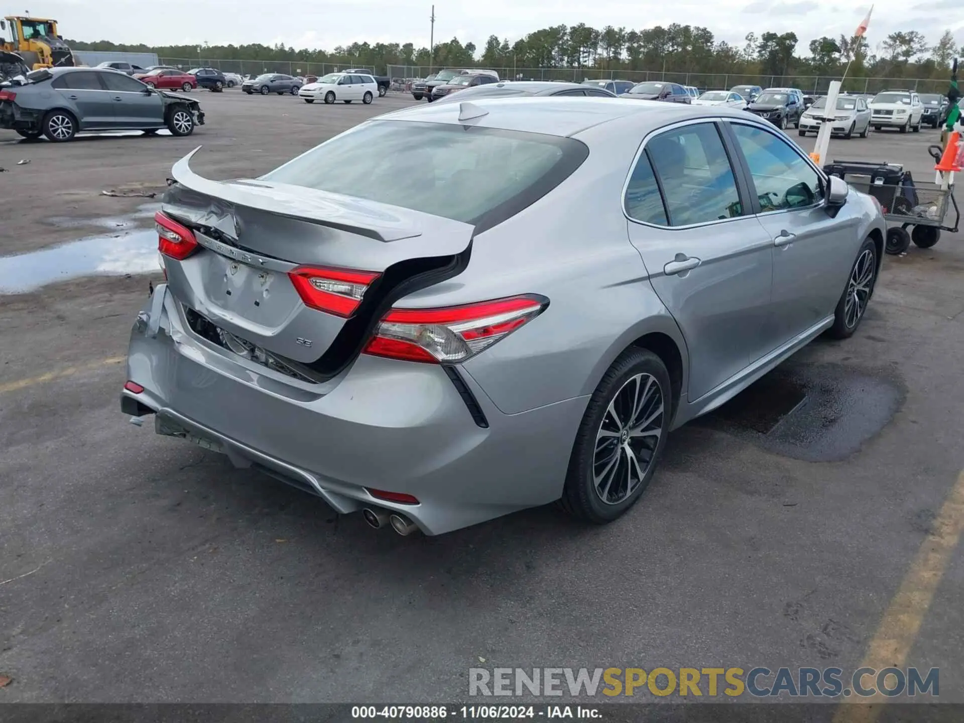 4 fotografías del automóvil dañado 4T1B11HK6KU210210 TOYOTA CAMRY 2019
