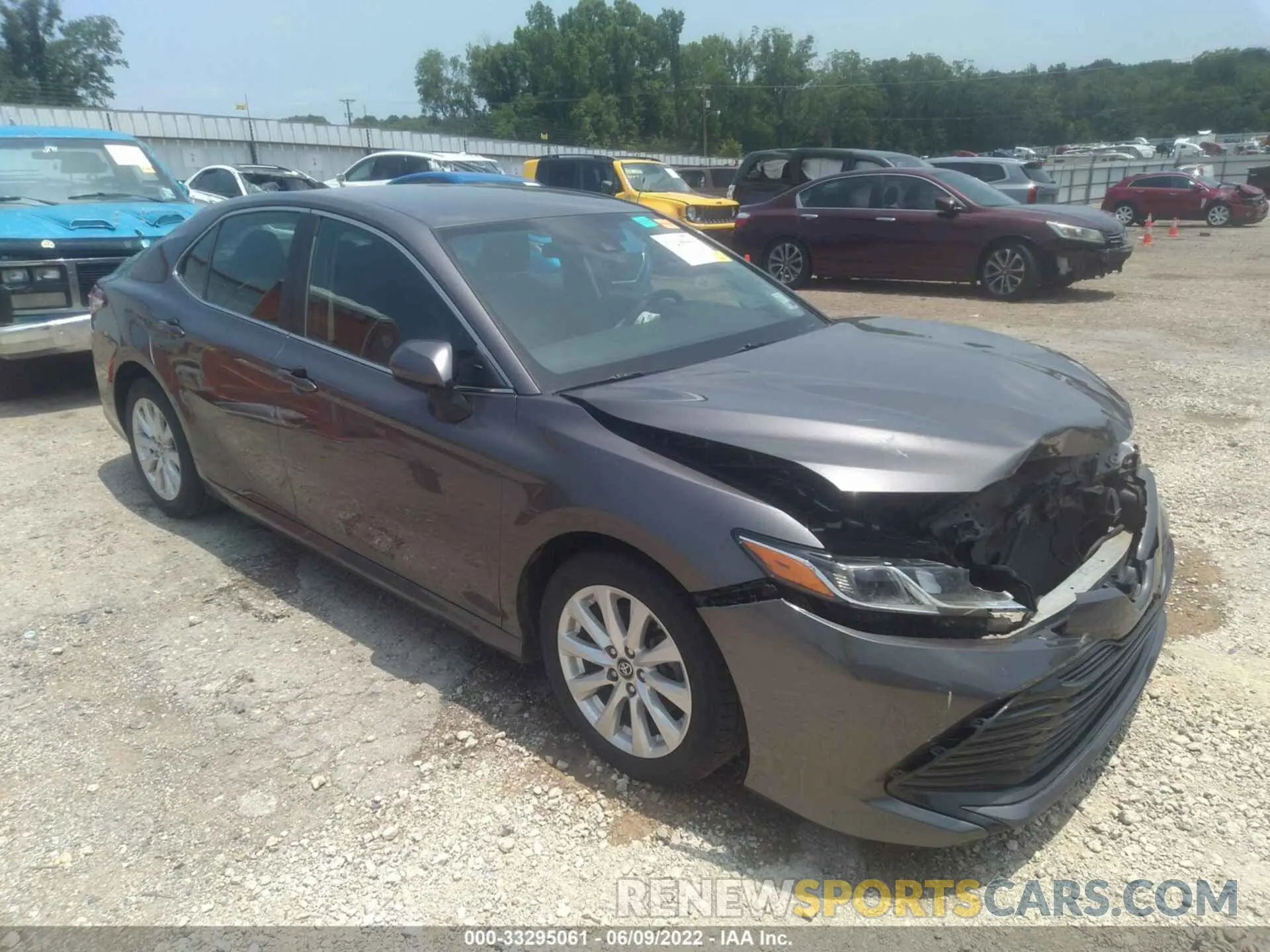 1 fotografías del automóvil dañado 4T1B11HK6KU219151 TOYOTA CAMRY 2019