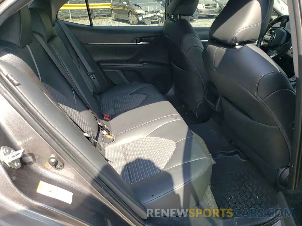 6 fotografías del automóvil dañado 4T1B11HK6KU226844 TOYOTA CAMRY 2019