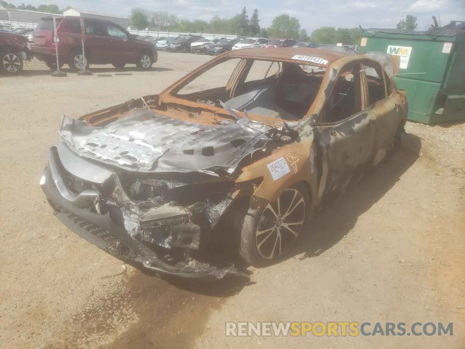10 fotografías del automóvil dañado 4T1B11HK6KU228495 TOYOTA CAMRY 2019