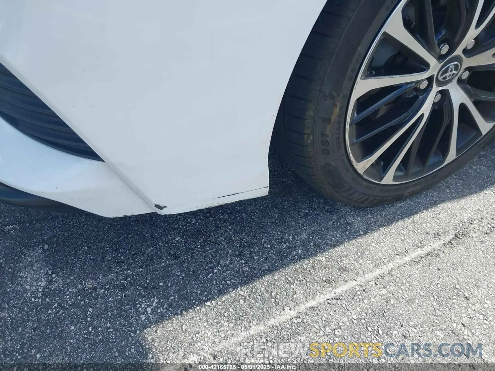 17 fotografías del automóvil dañado 4T1B11HK6KU230652 TOYOTA CAMRY 2019