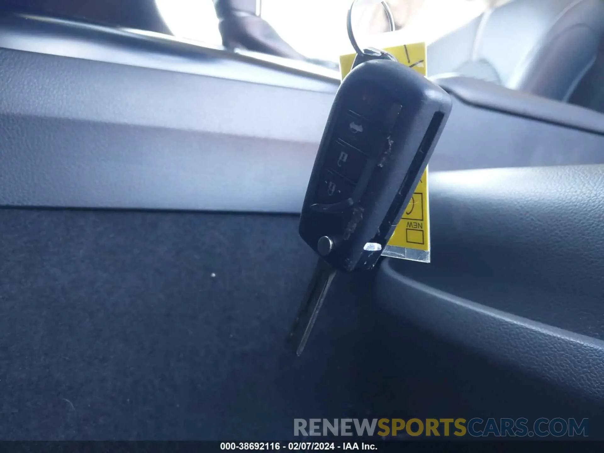 11 fotografías del automóvil dañado 4T1B11HK6KU231770 TOYOTA CAMRY 2019