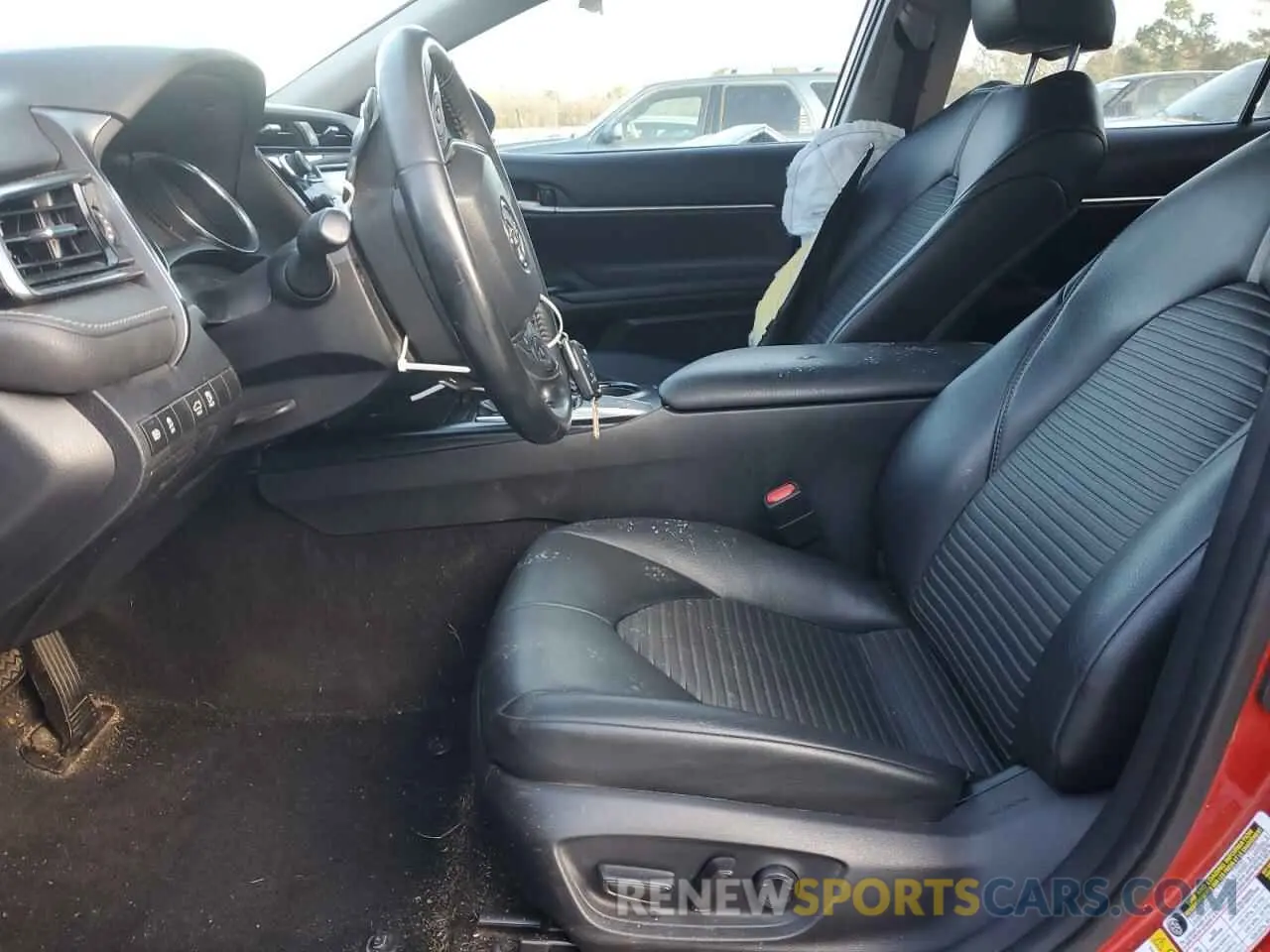 7 fotografías del automóvil dañado 4T1B11HK6KU239755 TOYOTA CAMRY 2019