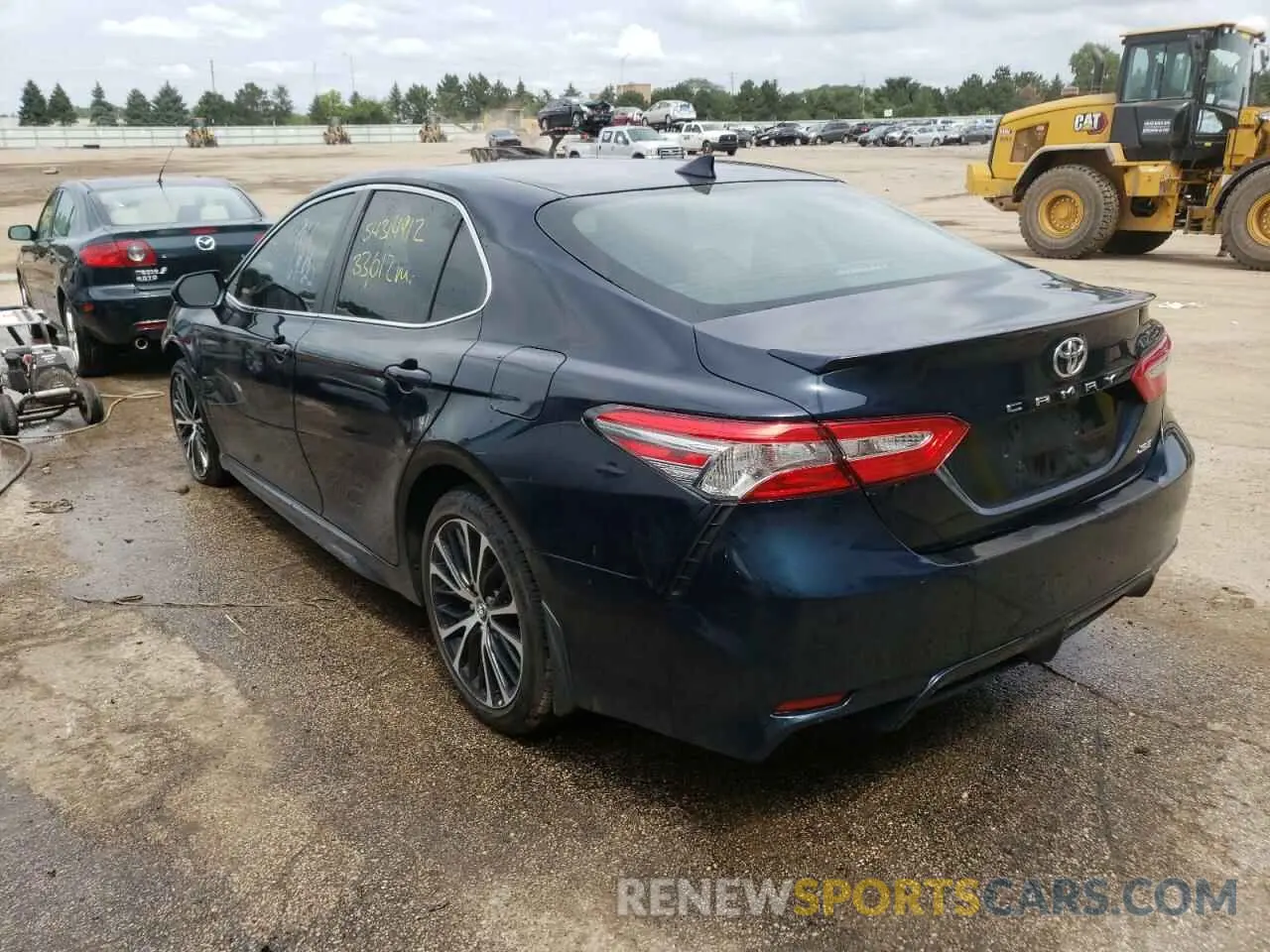 3 fotografías del automóvil dañado 4T1B11HK6KU240503 TOYOTA CAMRY 2019