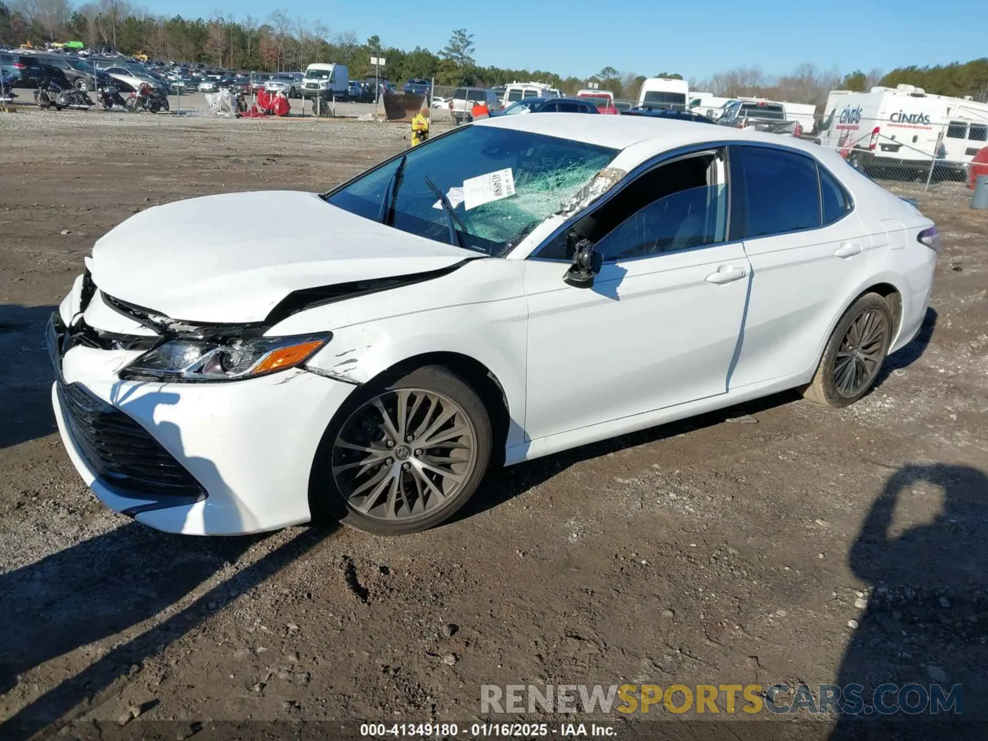 2 fotografías del automóvil dañado 4T1B11HK6KU247578 TOYOTA CAMRY 2019