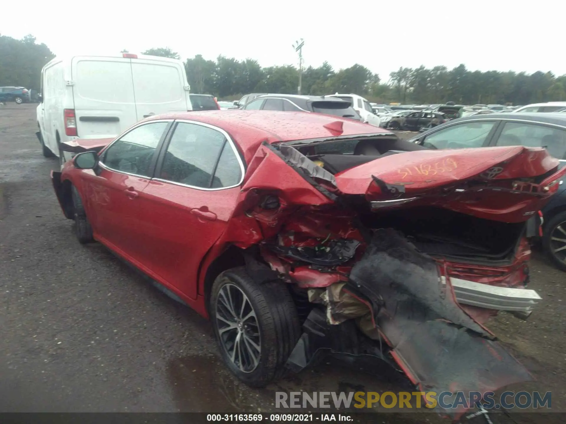 3 fotografías del automóvil dañado 4T1B11HK6KU252702 TOYOTA CAMRY 2019