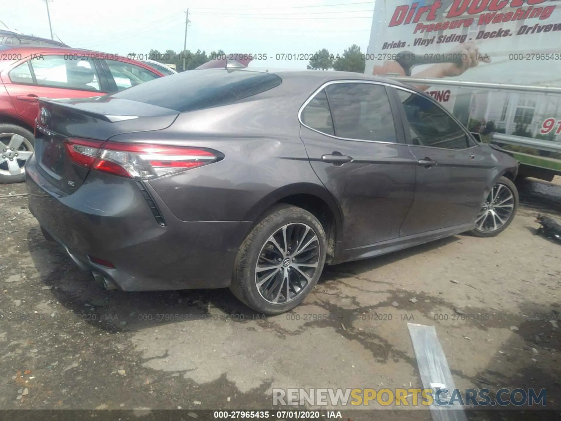 4 fotografías del automóvil dañado 4T1B11HK6KU273002 TOYOTA CAMRY 2019