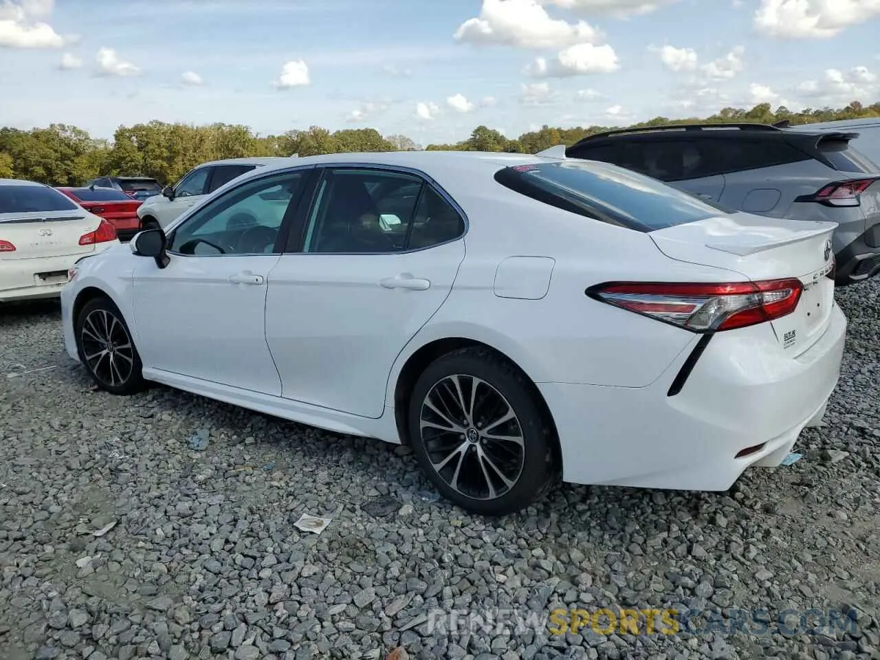 2 fotografías del automóvil dañado 4T1B11HK6KU274084 TOYOTA CAMRY 2019