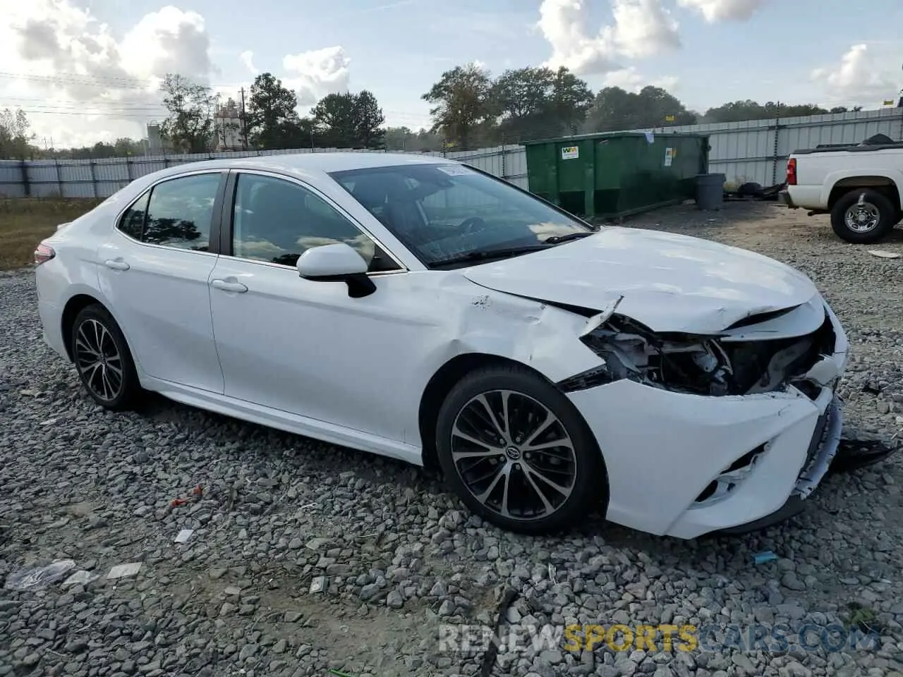 4 fotografías del automóvil dañado 4T1B11HK6KU274084 TOYOTA CAMRY 2019