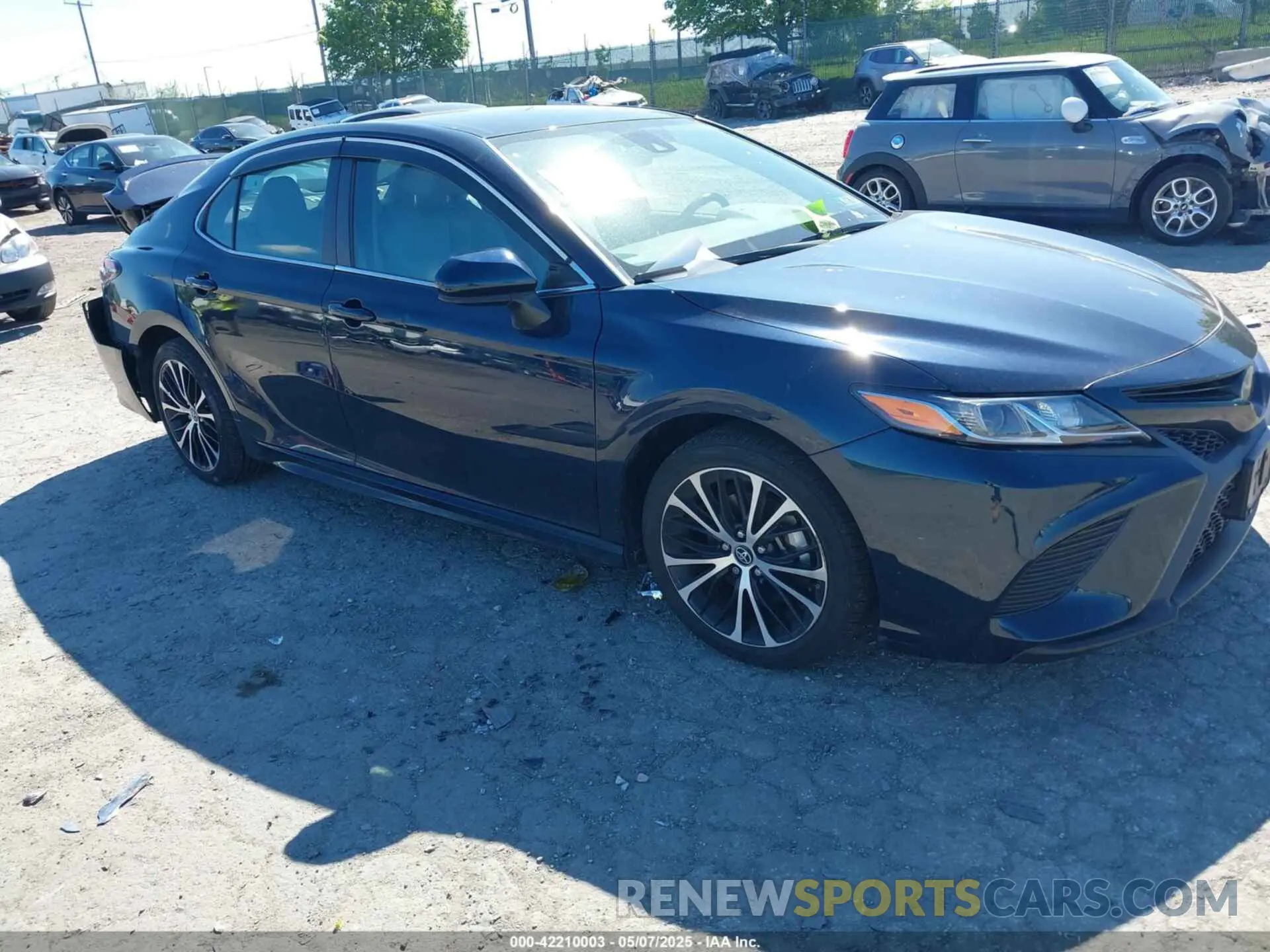 1 fotografías del automóvil dañado 4T1B11HK6KU283500 TOYOTA CAMRY 2019
