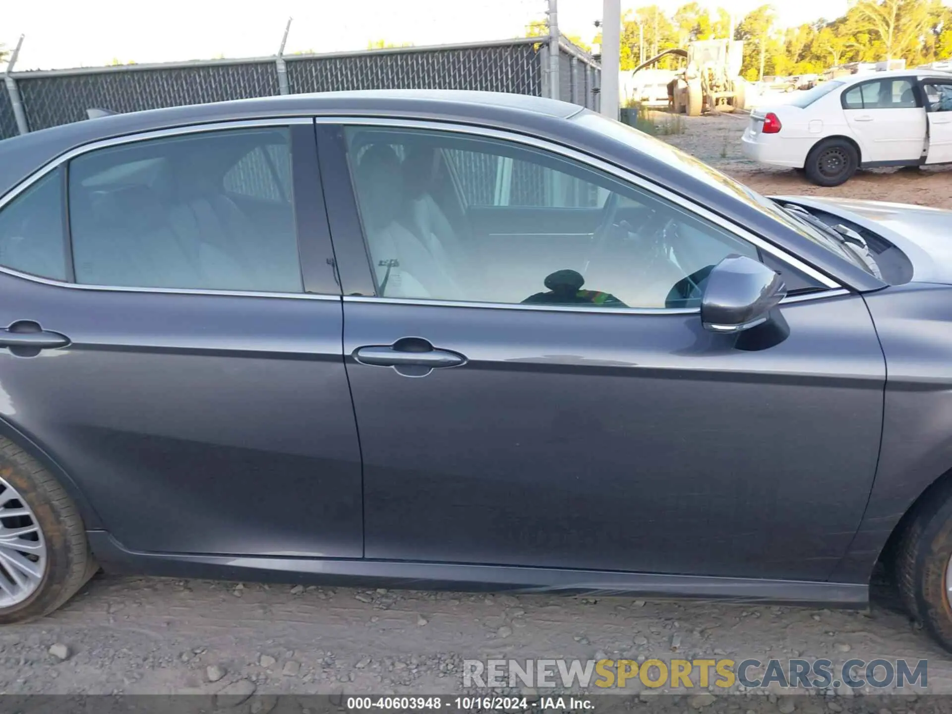 13 fotografías del automóvil dañado 4T1B11HK6KU289703 TOYOTA CAMRY 2019
