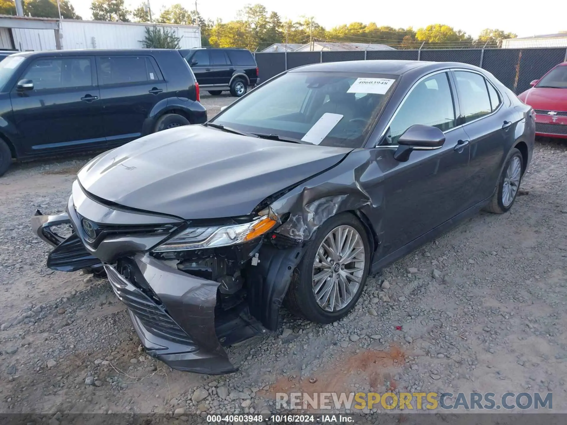 2 fotografías del automóvil dañado 4T1B11HK6KU289703 TOYOTA CAMRY 2019