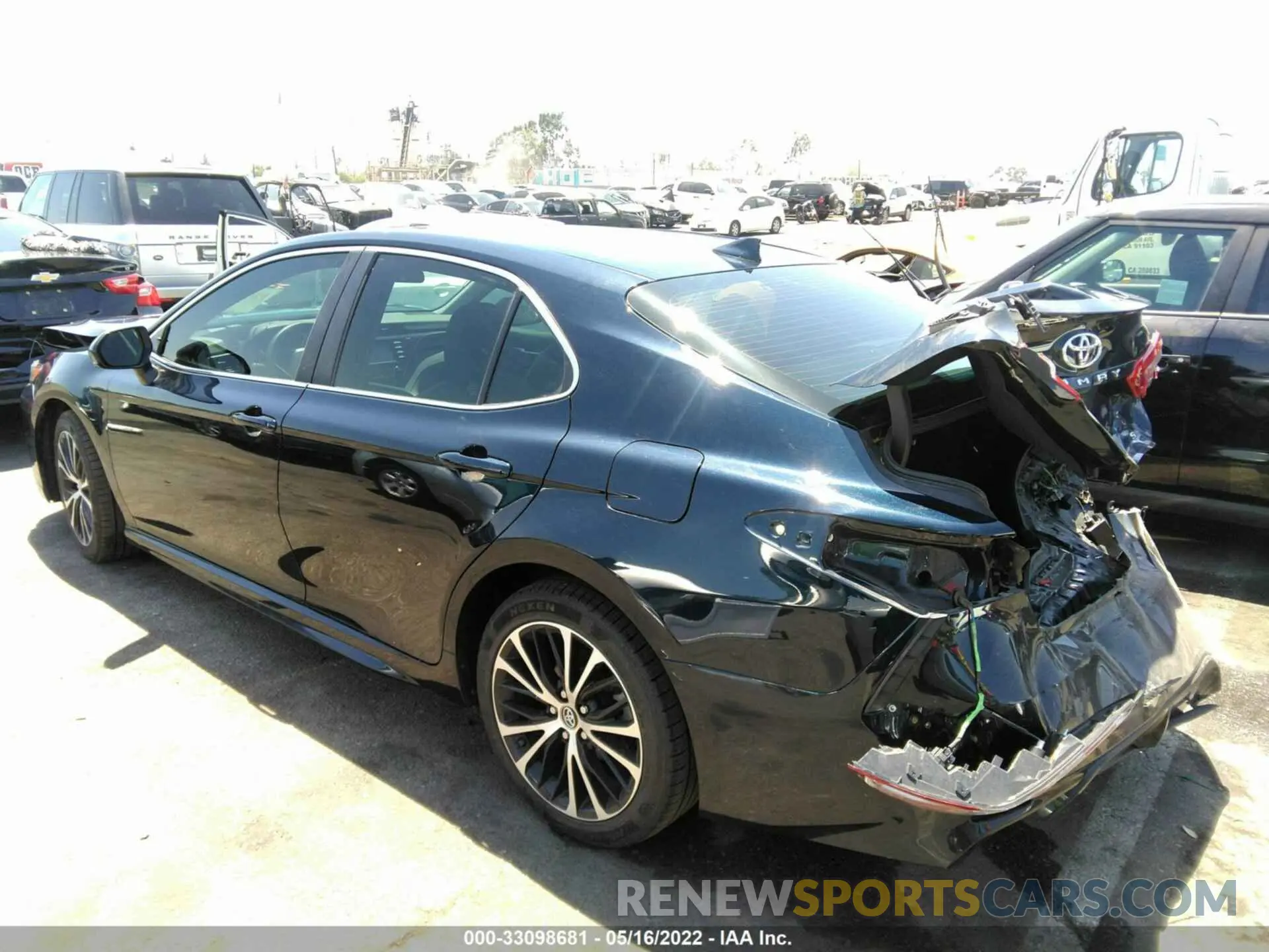 3 fotografías del automóvil dañado 4T1B11HK6KU290852 TOYOTA CAMRY 2019