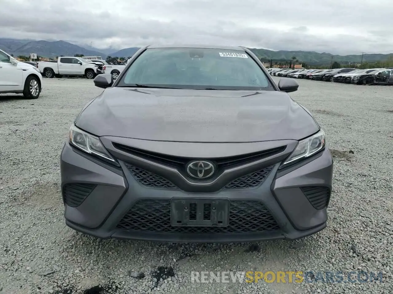 5 fotografías del automóvil dañado 4T1B11HK6KU702896 TOYOTA CAMRY 2019