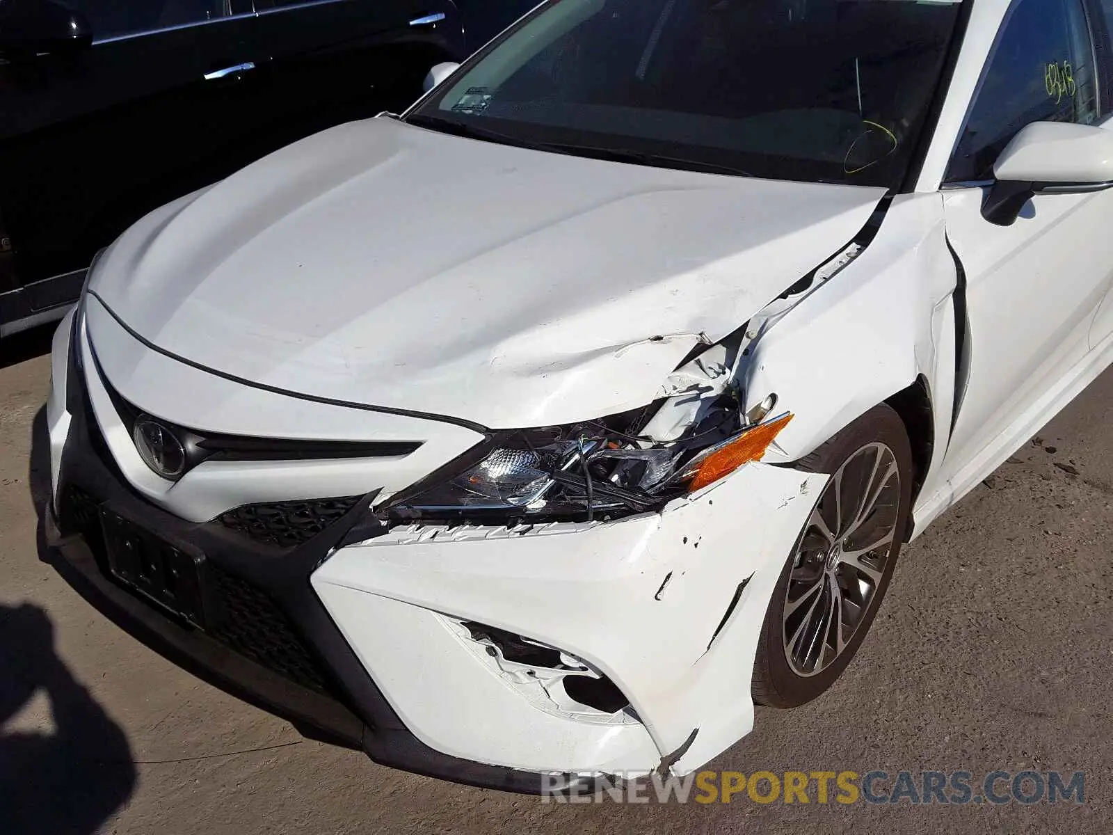 9 fotografías del automóvil dañado 4T1B11HK6KU725854 TOYOTA CAMRY 2019