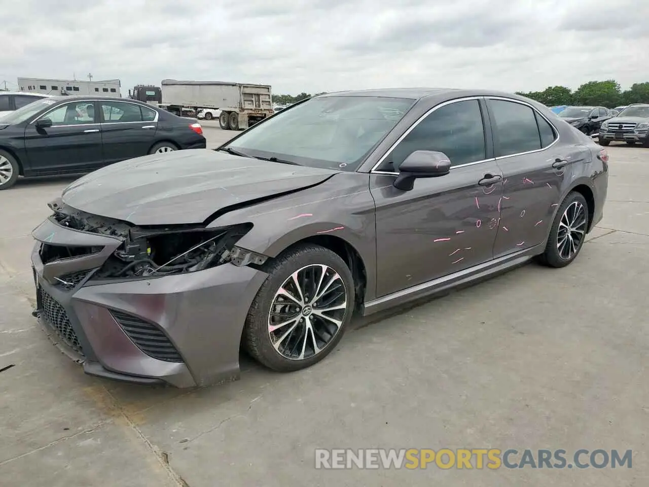 1 fotografías del automóvil dañado 4T1B11HK6KU726678 TOYOTA CAMRY 2019
