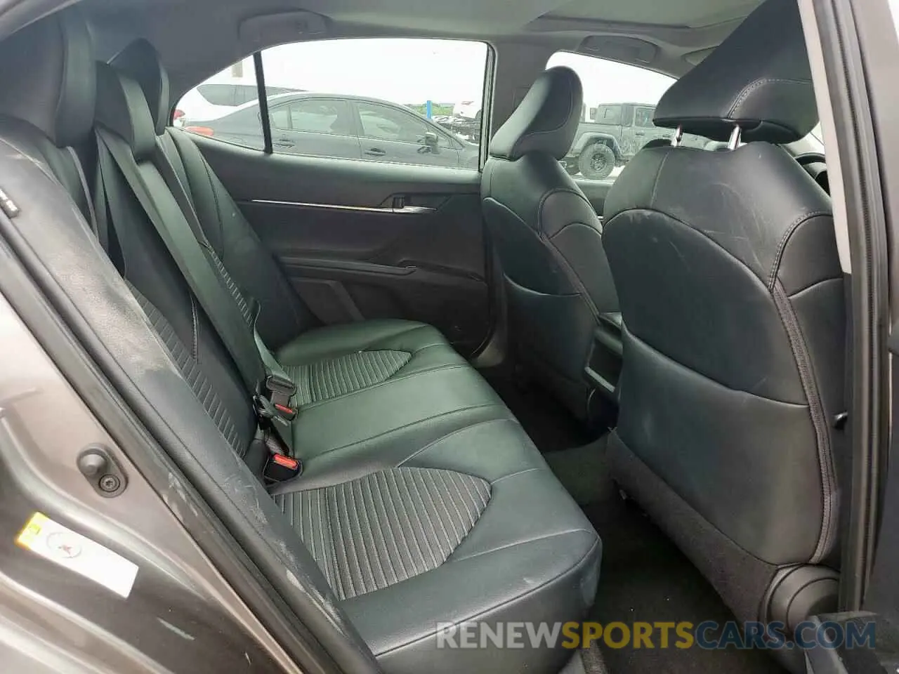 10 fotografías del automóvil dañado 4T1B11HK6KU726678 TOYOTA CAMRY 2019