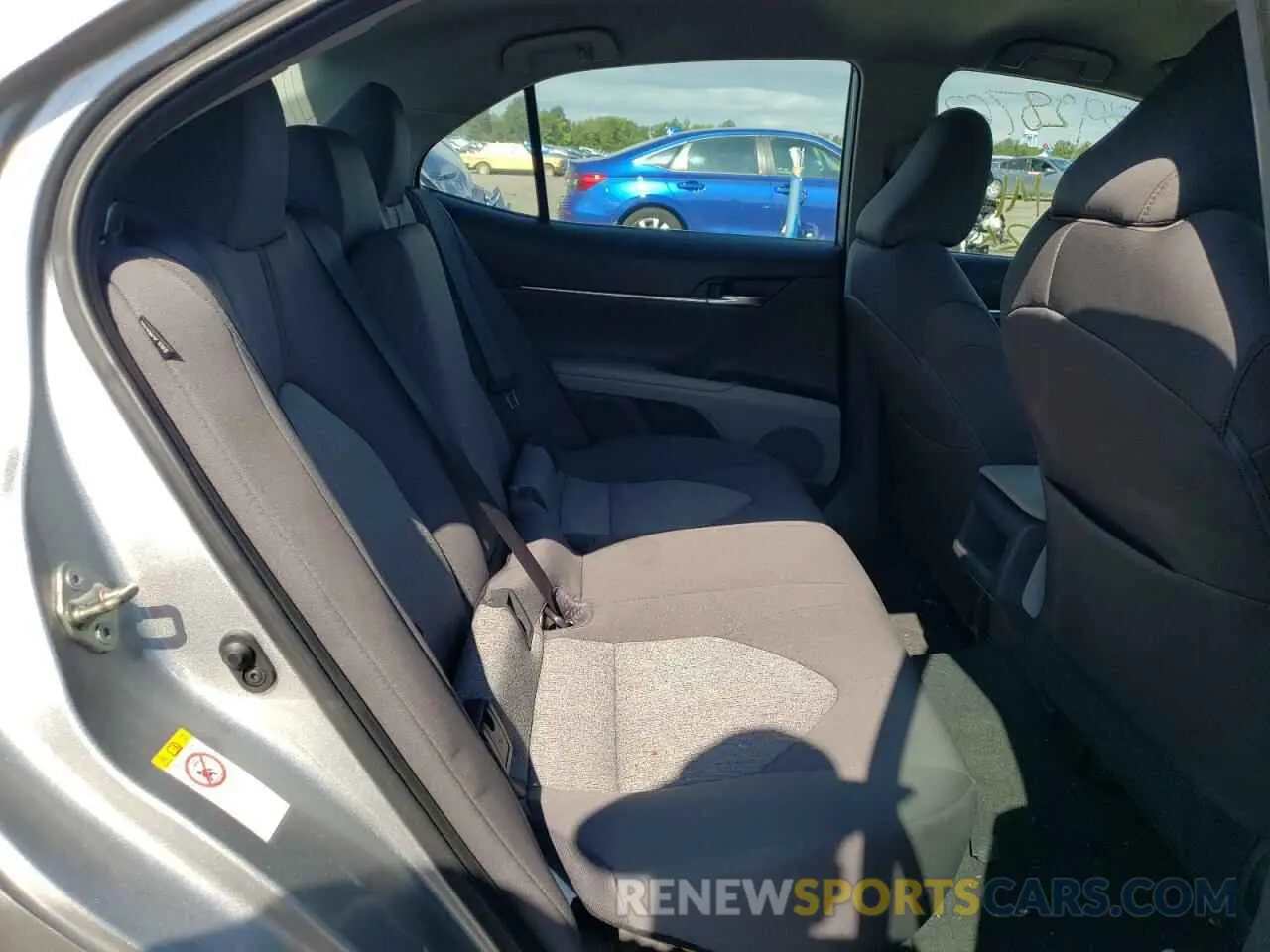 6 fotografías del automóvil dañado 4T1B11HK6KU749801 TOYOTA CAMRY 2019