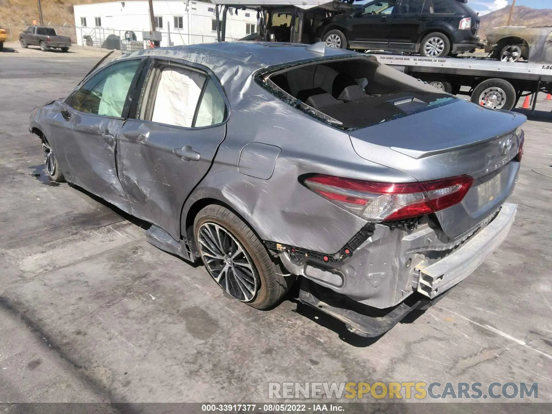 3 fotografías del automóvil dañado 4T1B11HK6KU762709 TOYOTA CAMRY 2019