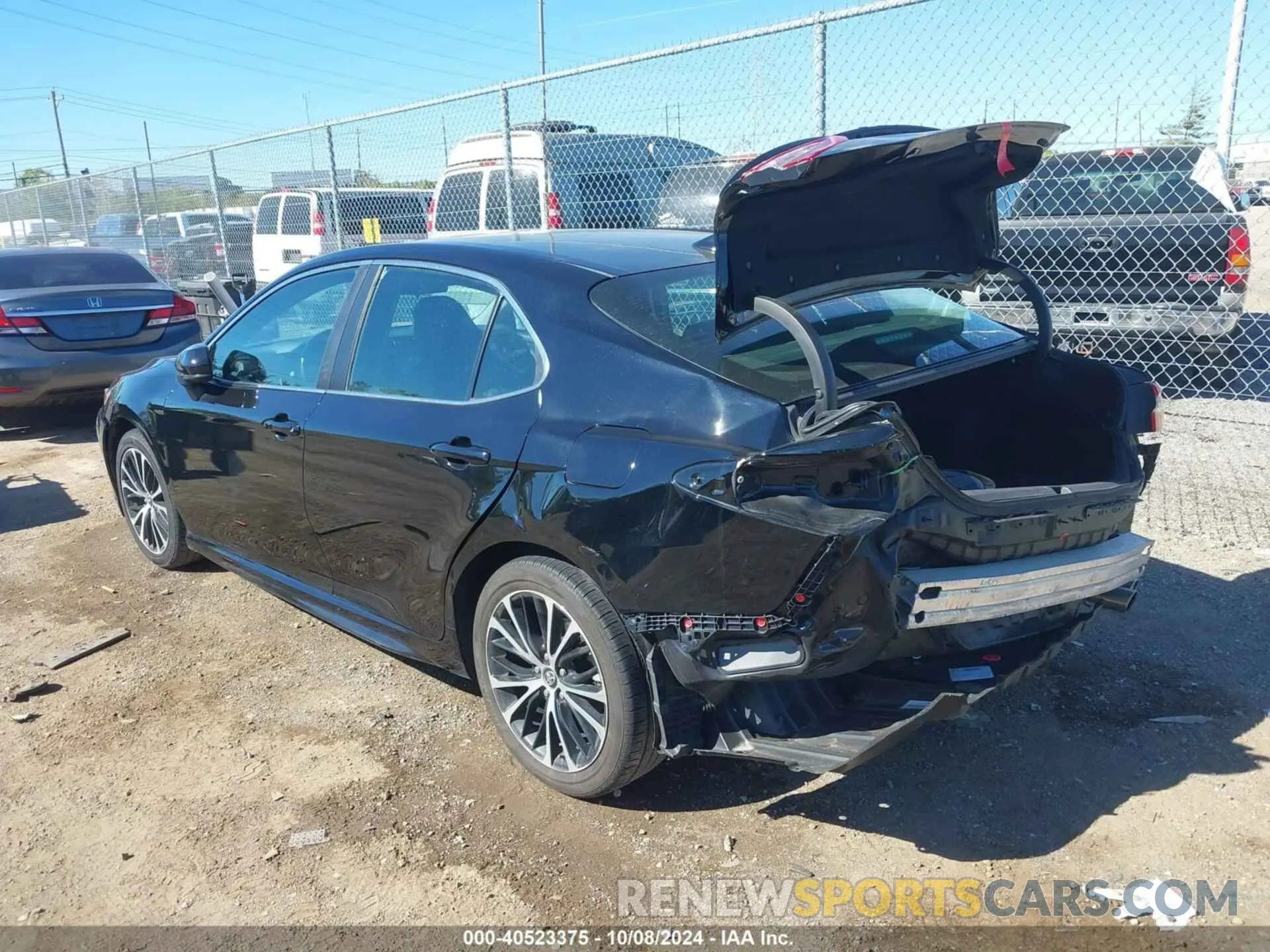 3 fotografías del automóvil dañado 4T1B11HK6KU771409 TOYOTA CAMRY 2019