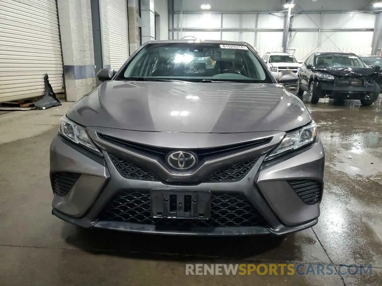 5 fotografías del automóvil dañado 4T1B11HK6KU776156 TOYOTA CAMRY 2019
