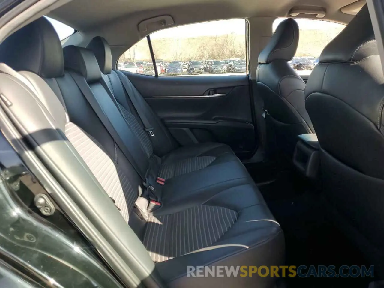 10 fotografías del automóvil dañado 4T1B11HK6KU787352 TOYOTA CAMRY 2019