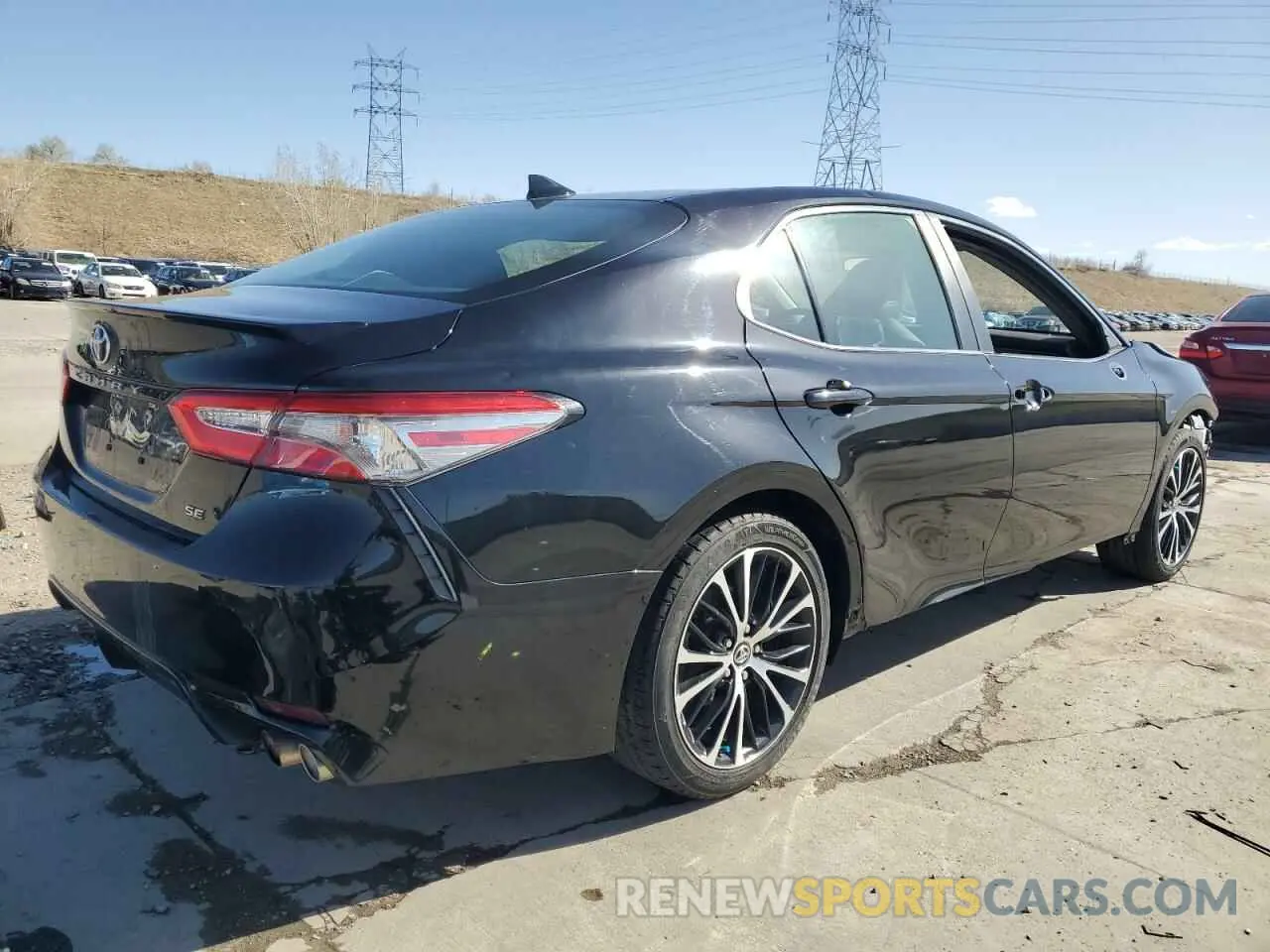 3 fotografías del automóvil dañado 4T1B11HK6KU787352 TOYOTA CAMRY 2019