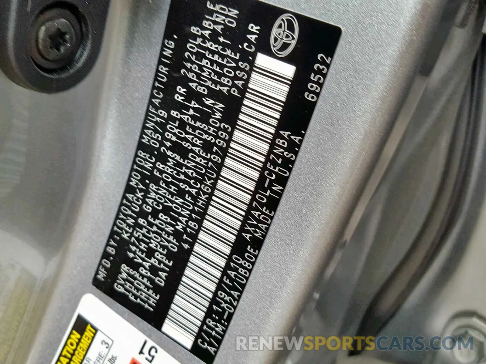 10 fotografías del automóvil dañado 4T1B11HK6KU797993 TOYOTA CAMRY 2019