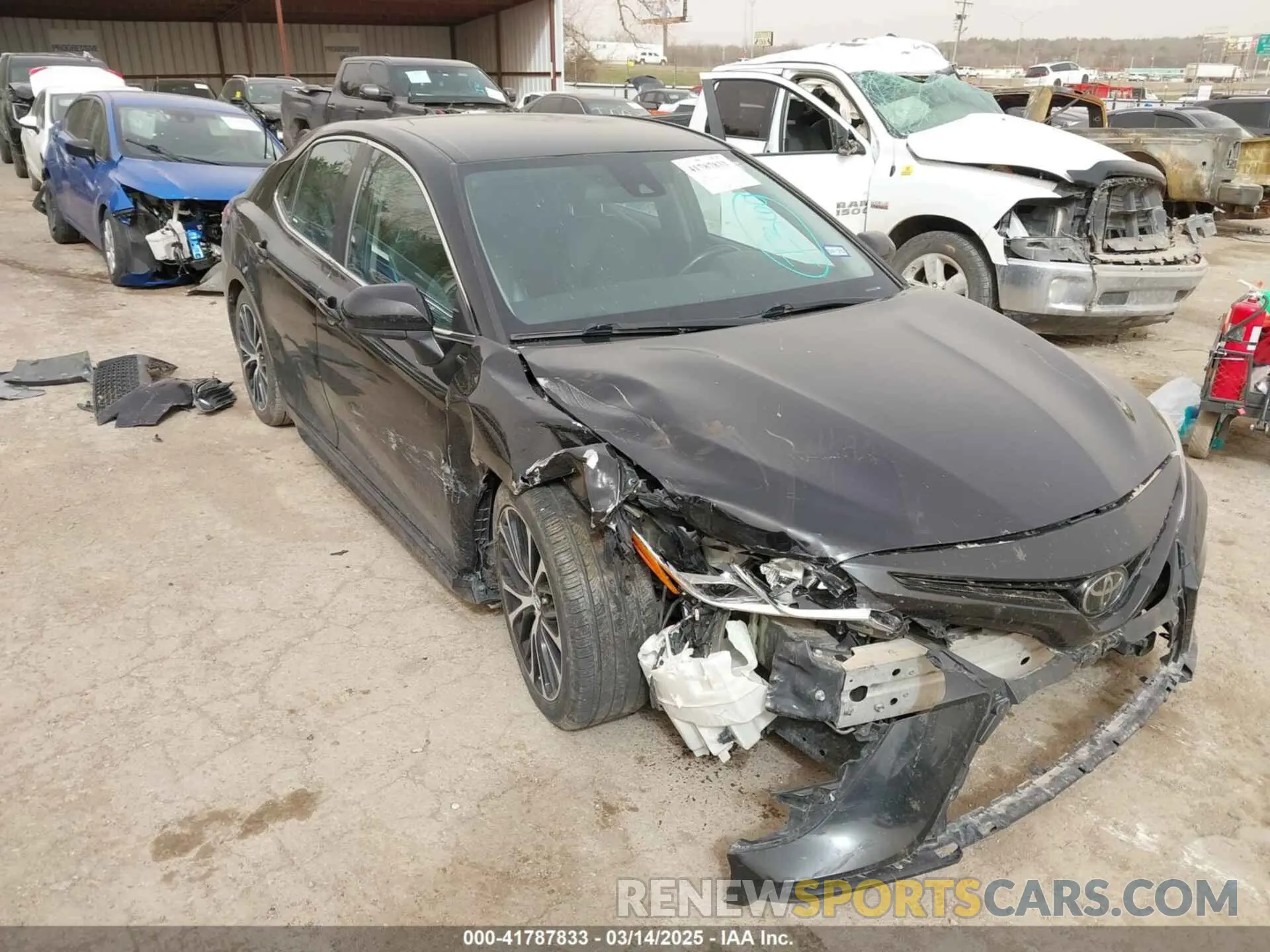 1 fotografías del automóvil dañado 4T1B11HK6KU805252 TOYOTA CAMRY 2019