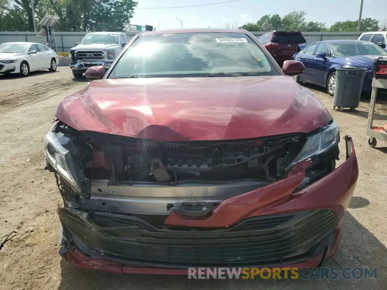 5 fotografías del automóvil dañado 4T1B11HK6KU817630 TOYOTA CAMRY 2019