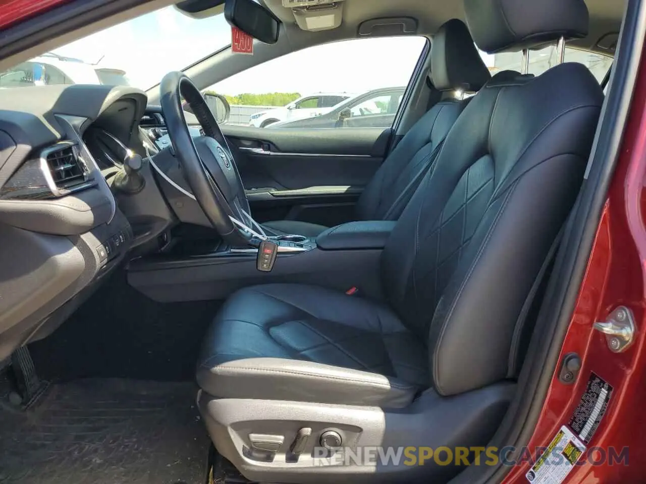 7 fotografías del automóvil dañado 4T1B11HK6KU822634 TOYOTA CAMRY 2019