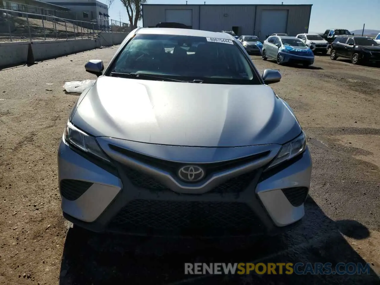 5 fotografías del automóvil dañado 4T1B11HK7KU167223 TOYOTA CAMRY 2019
