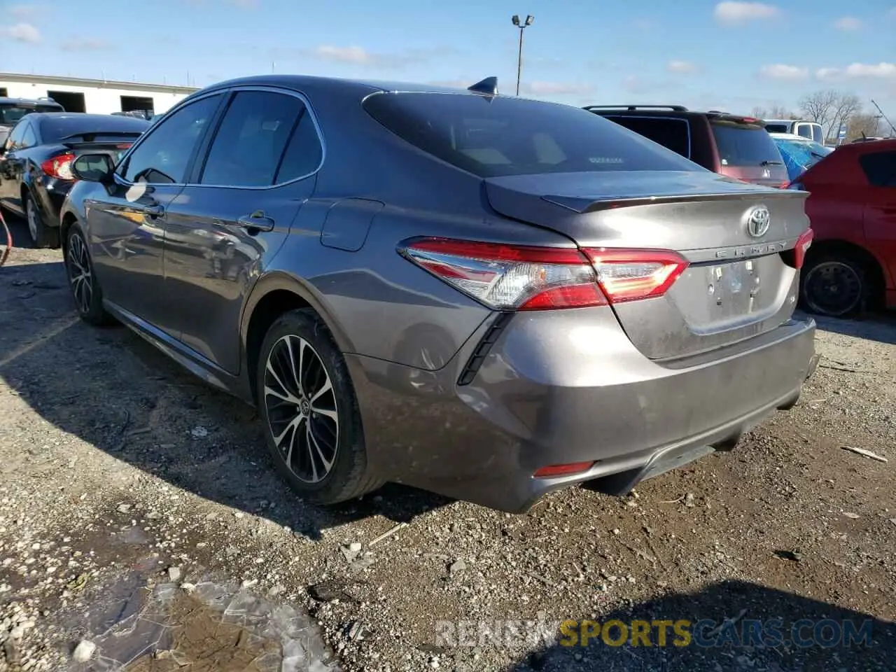 3 fotografías del automóvil dañado 4T1B11HK7KU172308 TOYOTA CAMRY 2019