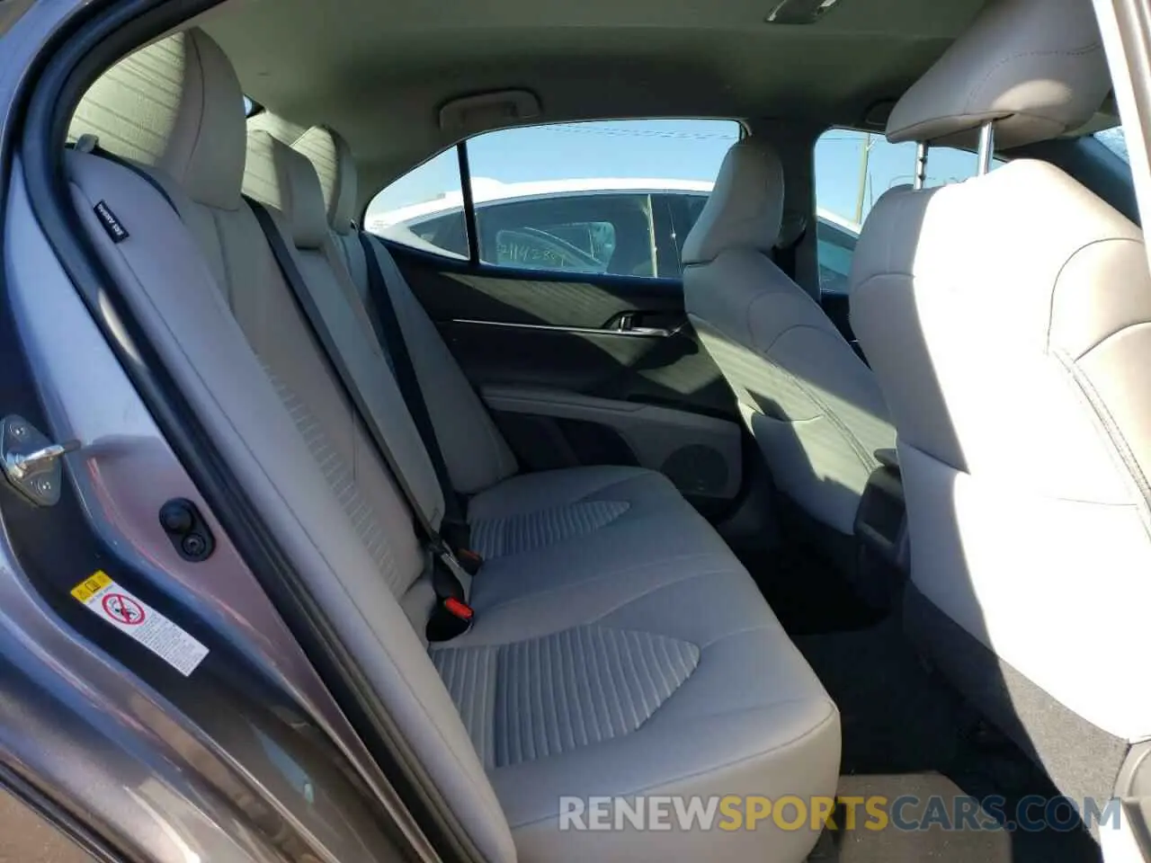 6 fotografías del automóvil dañado 4T1B11HK7KU172308 TOYOTA CAMRY 2019