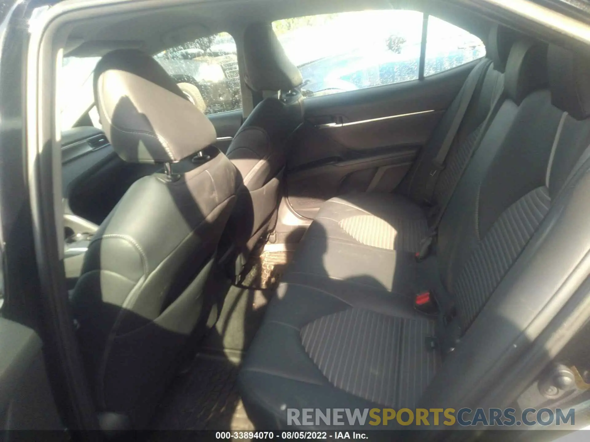 8 fotografías del automóvil dañado 4T1B11HK7KU173541 TOYOTA CAMRY 2019