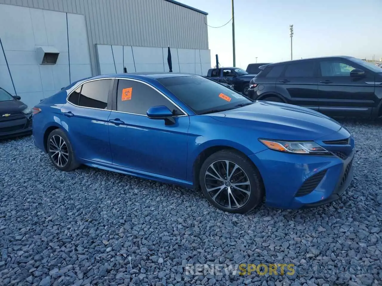 4 fotografías del automóvil dañado 4T1B11HK7KU195183 TOYOTA CAMRY 2019