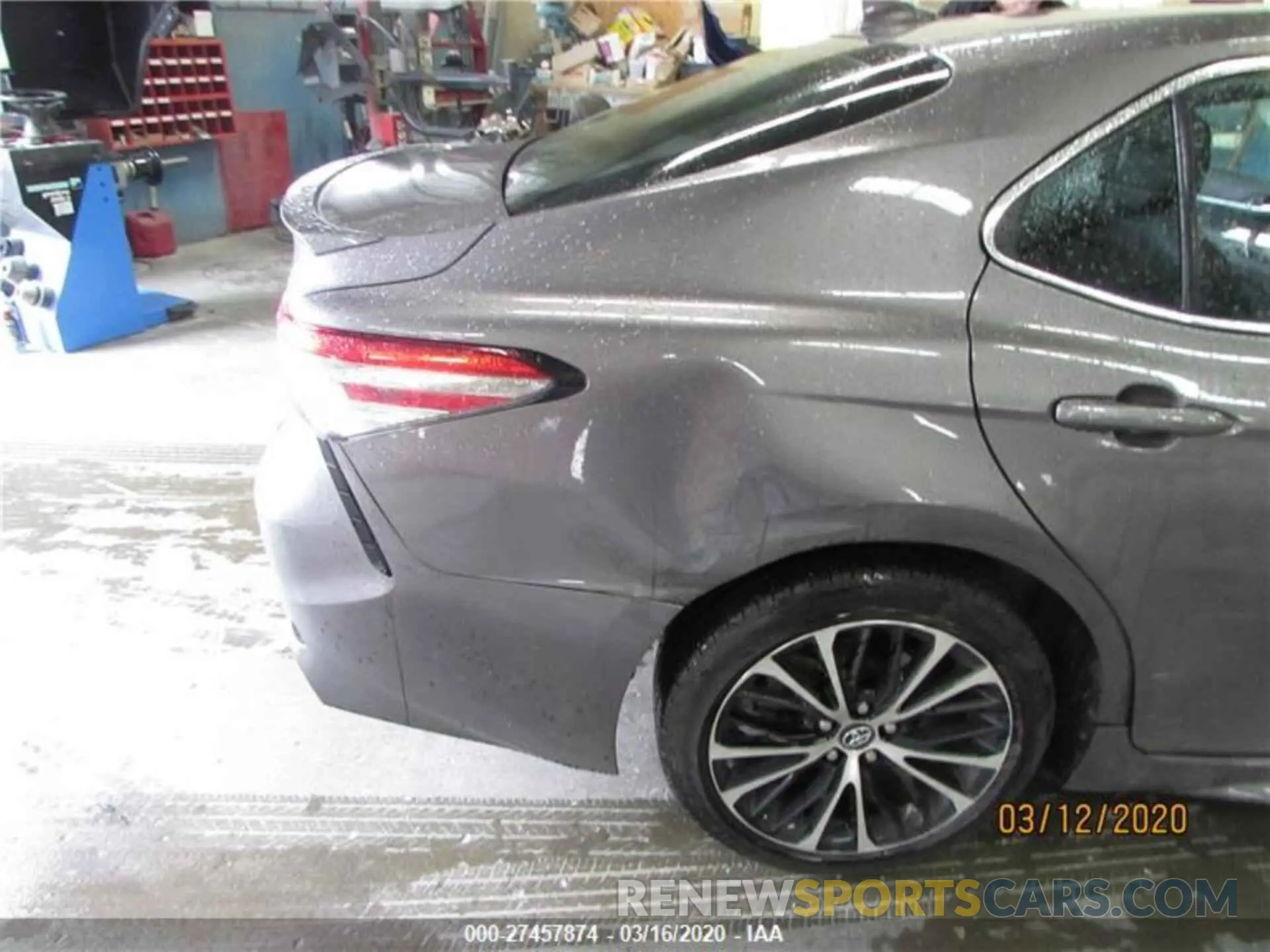2 fotografías del automóvil dañado 4T1B11HK7KU203668 TOYOTA CAMRY 2019
