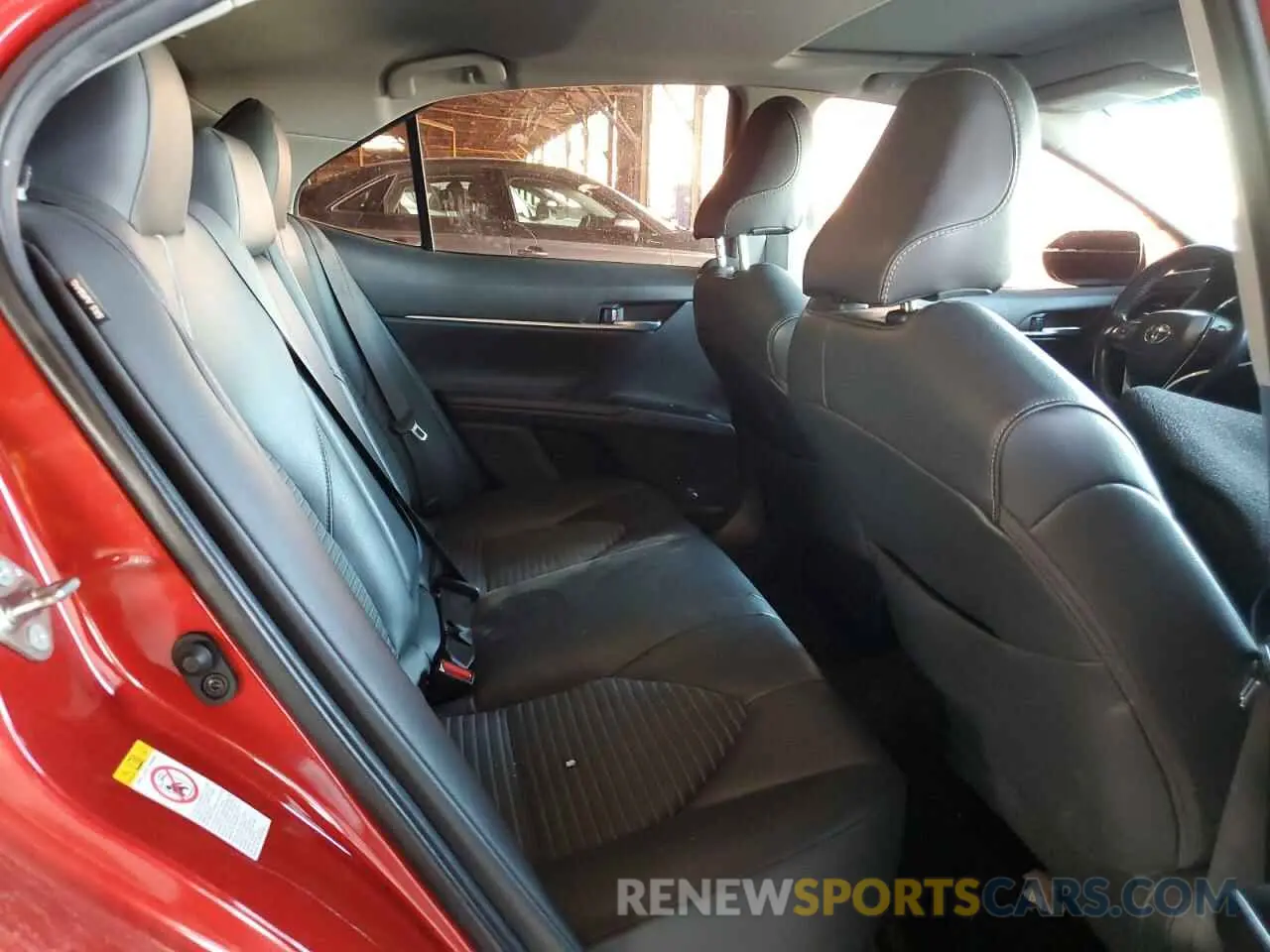 10 fotografías del automóvil dañado 4T1B11HK7KU218073 TOYOTA CAMRY 2019